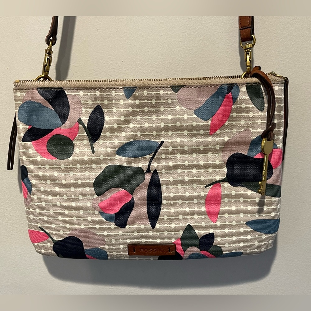 Fossil Devon Crossbody purse in HTF Floral pattern